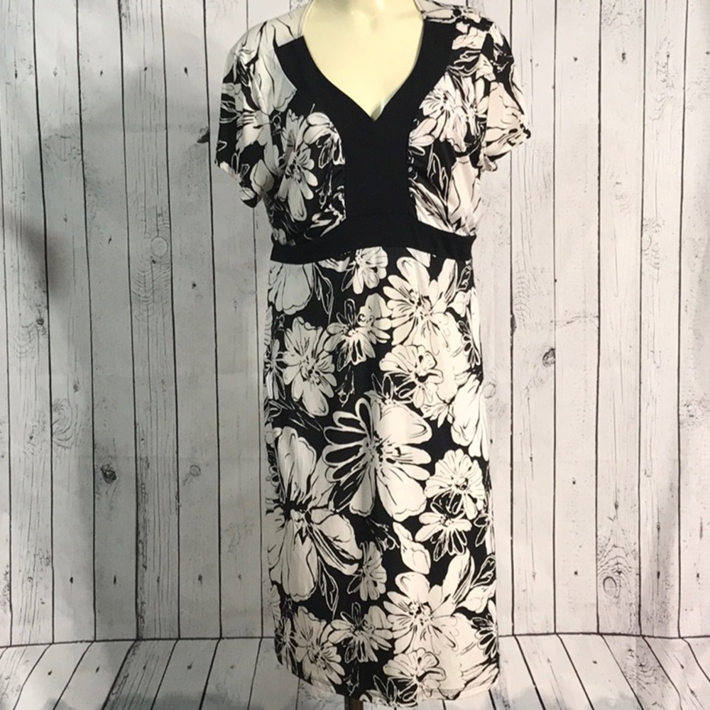 Vintage ASSA easy care stretch midi dress made in USA easy care great for travel